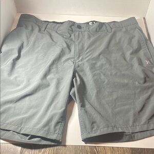 Hurley Men's Gray Shorts drifit lightweight excellent condition  size 40